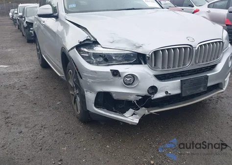 2016 BMW X5 xDrive35I z USA, uszkodzony, nr VIN 5UXKR0C57G0U11099